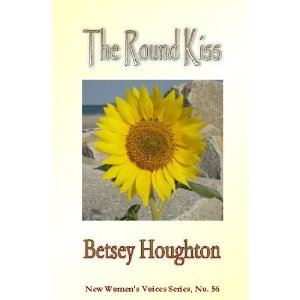 The Round Kiss by Betsey Houghton (NWVS, #56)